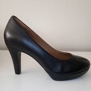 Clarks  Brier Dolly - Black leather pumps NIB 6M